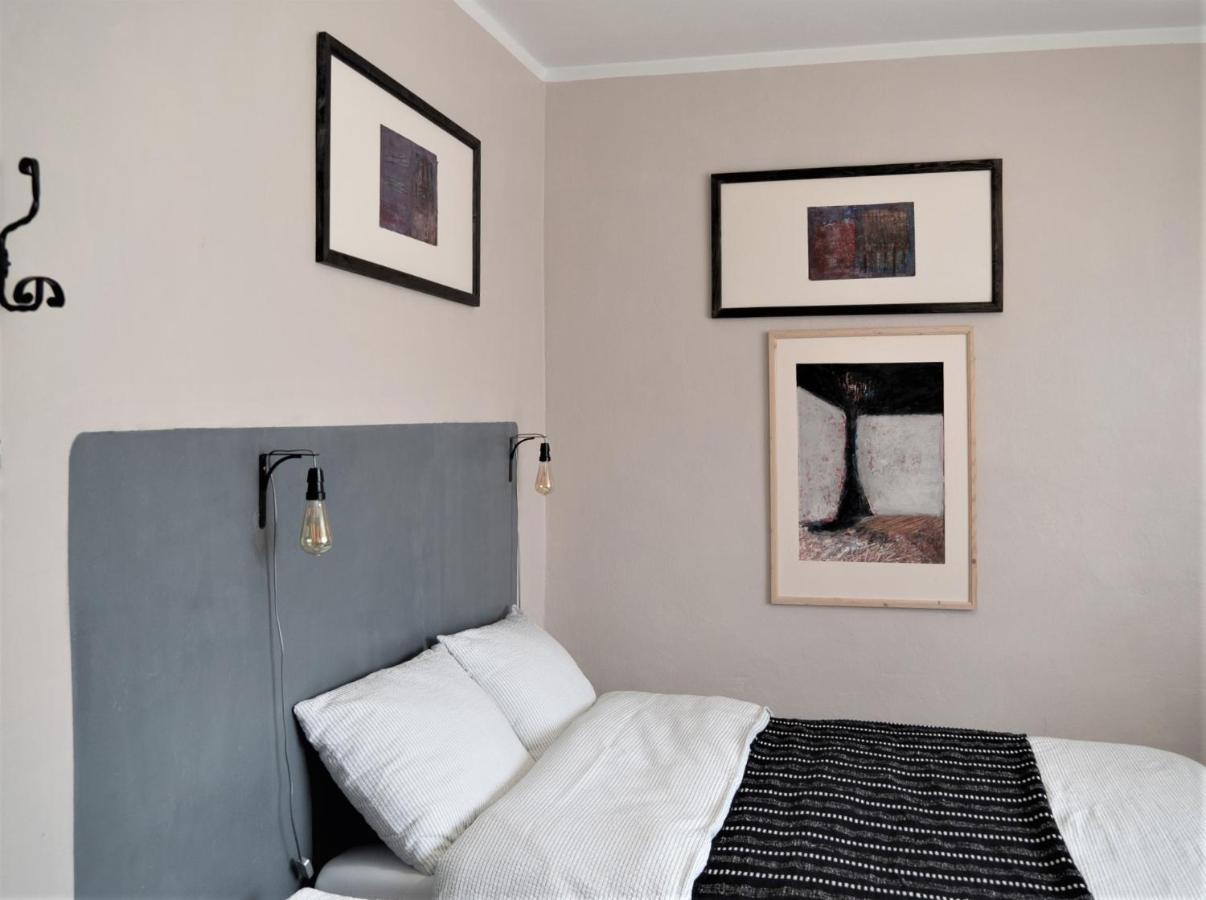 Apartament Almonia Wrocław Buitenkant foto