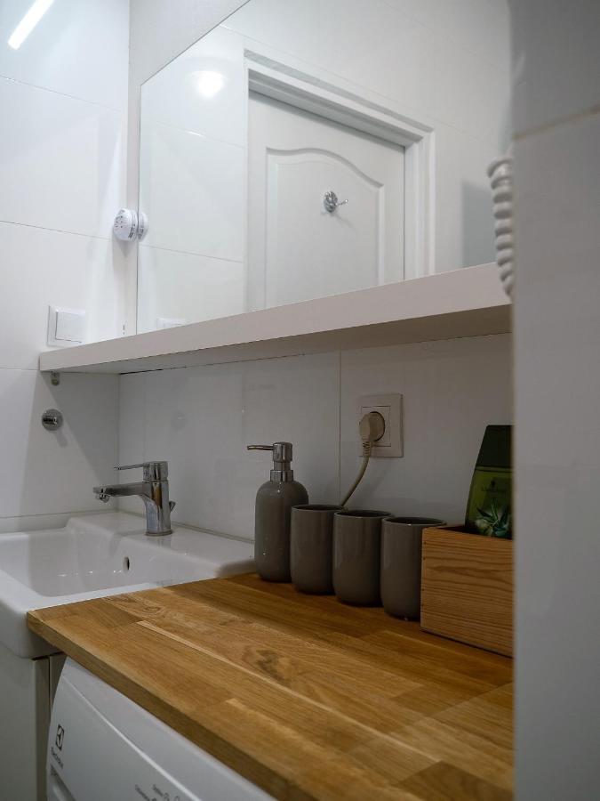 Apartament Almonia Wrocław Buitenkant foto